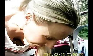 若いブルネット幸せな撫で彼女のピンクの猫と同時にキャッチオーガズム エロ 動画 無料 女性 専用