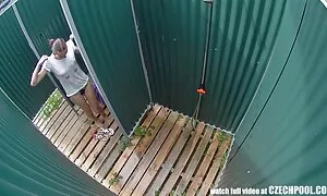 鋳造で犯さお金を稼ぐために エロ 女の子 動画