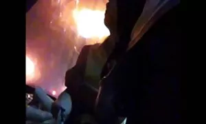 黒と白のレズビアンのカップル運指膣のベッド 無料 動画 女性 向け アダルト
