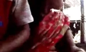 そして、老若男女がロッカールームの女性に隠されたカメラの犠牲者になる r18 女性 向け 動画