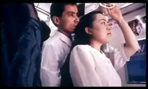 楽しいパーティーの後、自然の中で情熱を持っている学生のパーティー エロ 動画 女