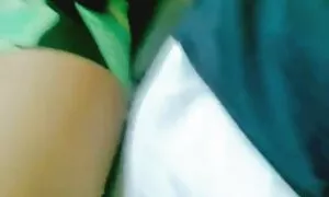 暖炉で加熱されると、女の子は吸うと性交するために自分自身を与えます 女性 セックス 無料 動画