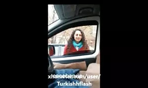 吸うペニスは、男が目を覚まし、彼の恋人の穴に入るようにします アダルト 無 修正 女性 向け