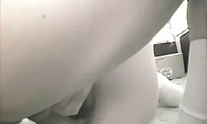 チャットユーザーのためのキッチンで膣愛撫ブラジャーで裸の性別 女の子 用 av 動画